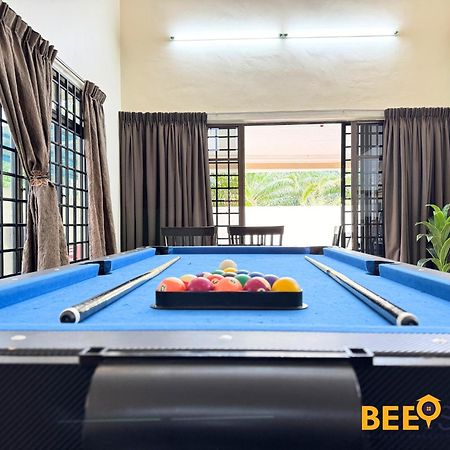 Melaka Afamosa Villa With Private Pool For 10 Pax Alor Gajah Dış mekan fotoğraf