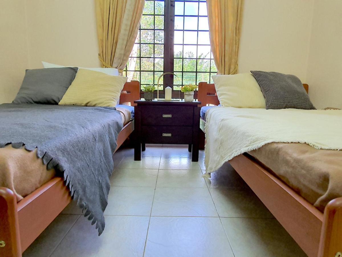 Melaka Afamosa Villa With Private Pool For 10 Pax Alor Gajah Dış mekan fotoğraf